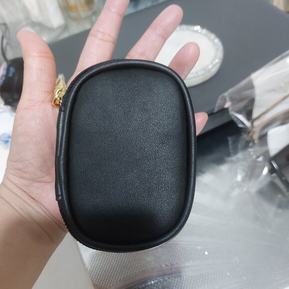 STEVE MADDEN Small Palm Size Mini Faux Leather Waterproof Pouch Coin Purse Charm - Picture 2 of 6